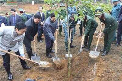Phóng sự ảnh Thủ tướng Chính phủ Phạm Minh Chính phát động Tết trồng cây "Đời đời nhớ ơn Bác Hồ"