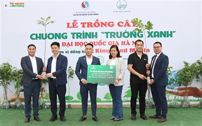 Tạp chí Tài nguyên và Môi trường trồng 3000 cây xanh tại Đại học Quốc gia Hà Nội