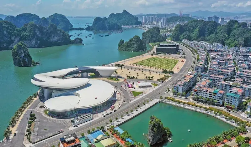 Quảng Ninh: Đặt mục tiêu tăng trưởng GRDP 12%, gắn với bảo vệ môi trường