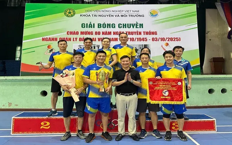 Giải bóng chuyền chào mừng 80 năm ngày truyền thống ngành Quản lý Đất đai Việt Nam (03/10/1945 - 03/10/2025)