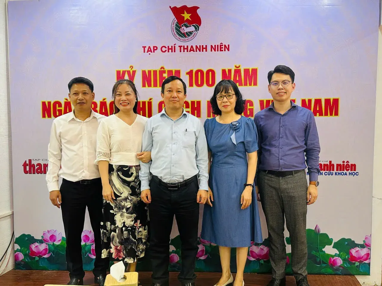 Chào năm mới 2026: Tạp chí Thanh niên cùng tuổi trẻ Việt Nam tự hào, vững tin theo Đảng
- Ảnh 8.