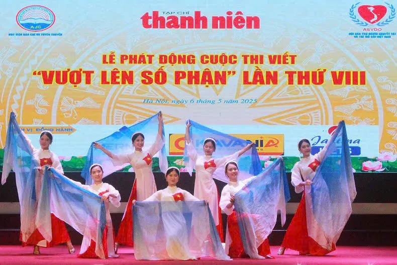 Chào năm mới 2026: Tạp chí Thanh niên cùng tuổi trẻ Việt Nam tự hào, vững tin theo Đảng
- Ảnh 9.