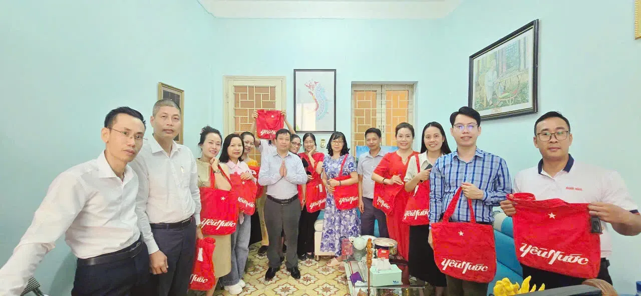 Chào năm mới 2026: Tạp chí Thanh niên cùng tuổi trẻ Việt Nam tự hào, vững tin theo Đảng
- Ảnh 23.