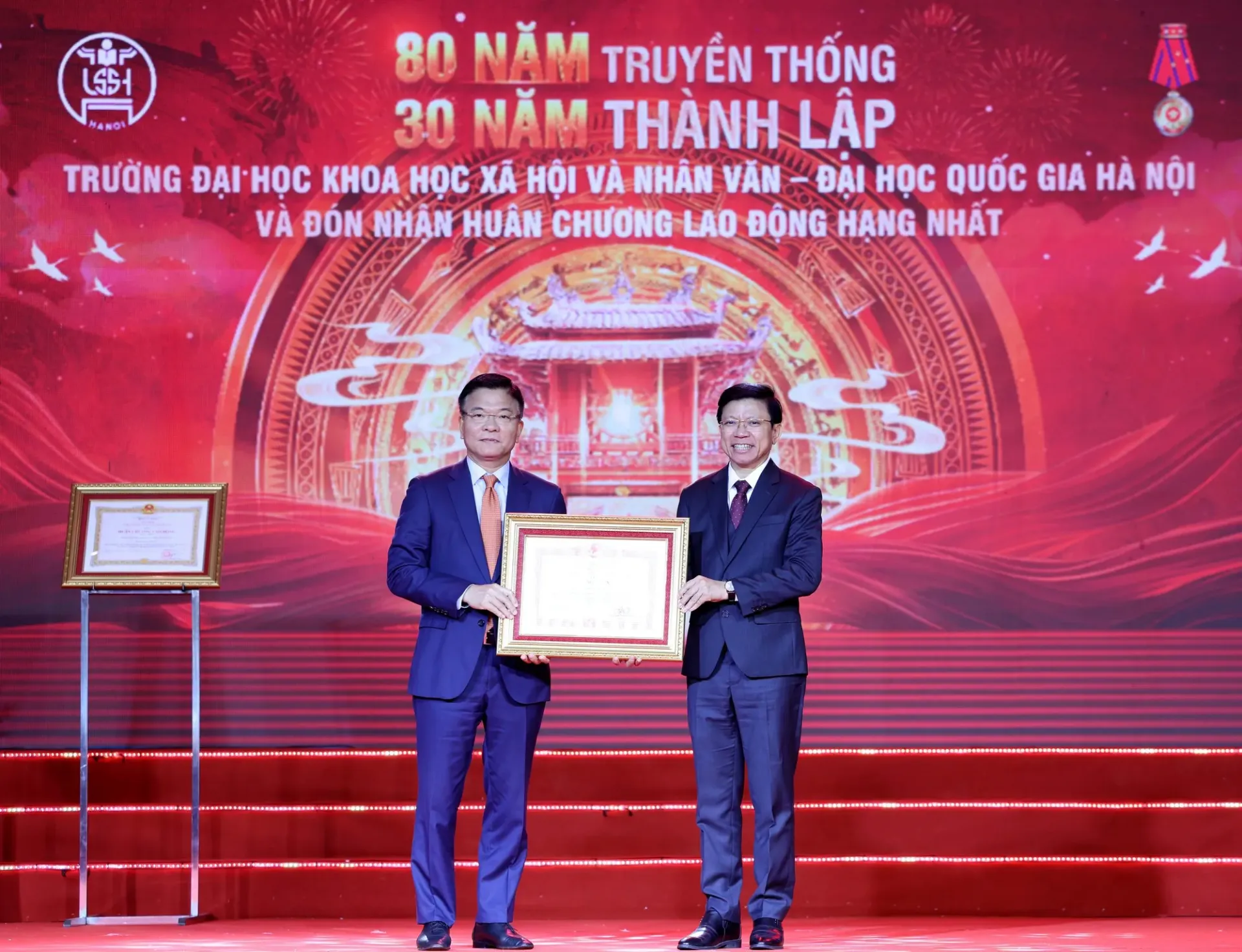 Khẳng định vai trò tiên phong, xứng đáng trung tâm nghiên cứu hàng đầu cả nước về khoa học xã hội và nhân văn- Ảnh 6.