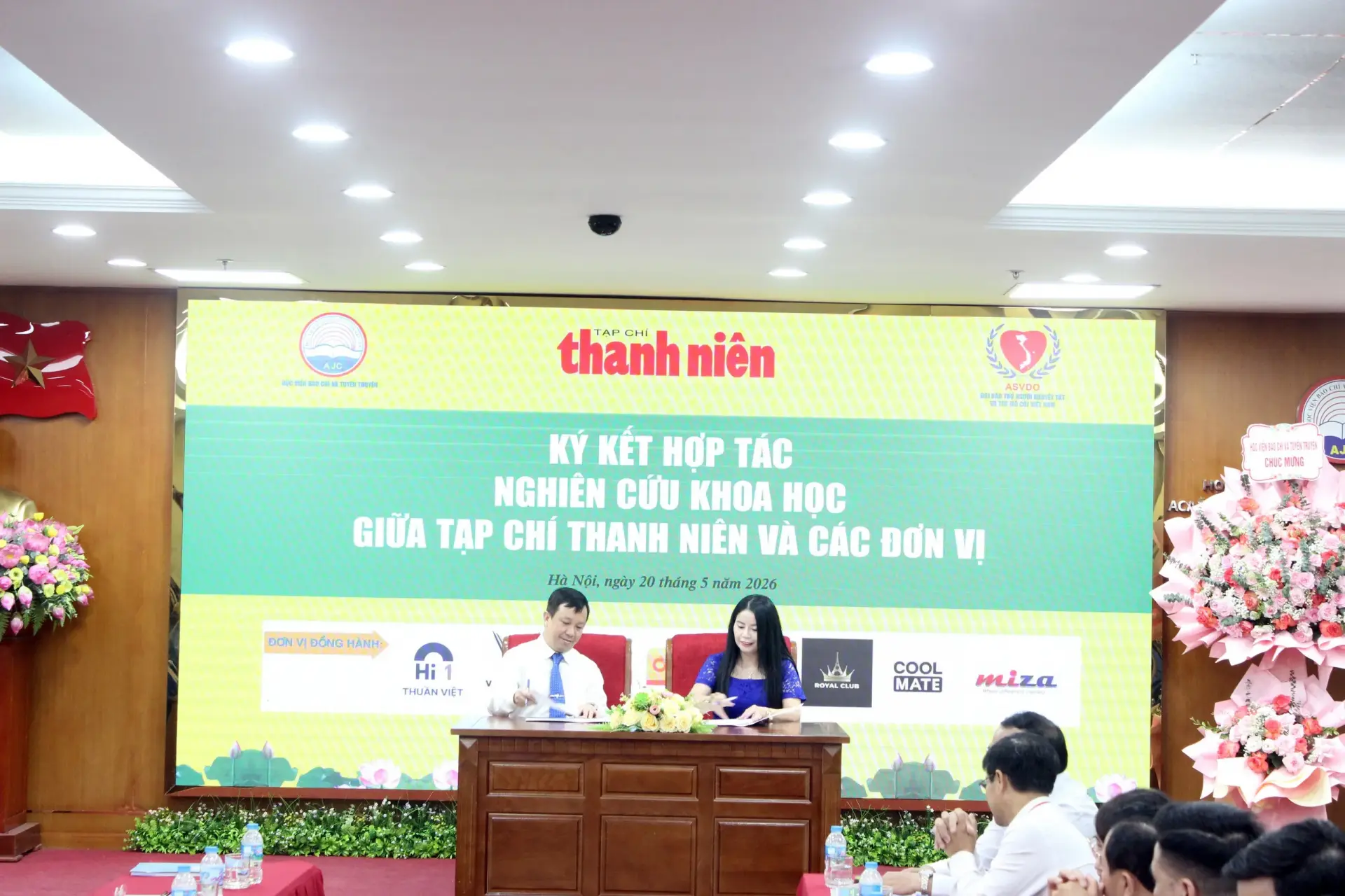 Phát động Cuộc thi viết “Vượt lên số phận” lần thứ IX- Ảnh 10. Phát động Cuộc thi viết “Vượt lên số phận” lần thứ IX- Ảnh 10.
