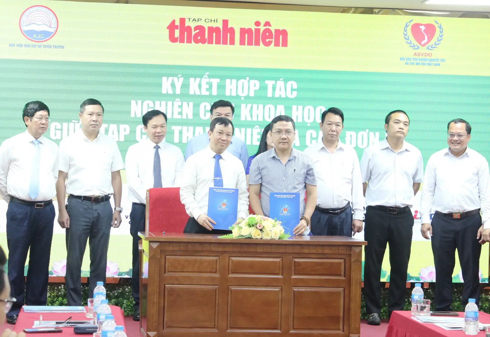 Phát động Cuộc thi viết “Vượt lên số phận” lần thứ IX- Ảnh 12. Phát động Cuộc thi viết “Vượt lên số phận” lần thứ IX- Ảnh 12.