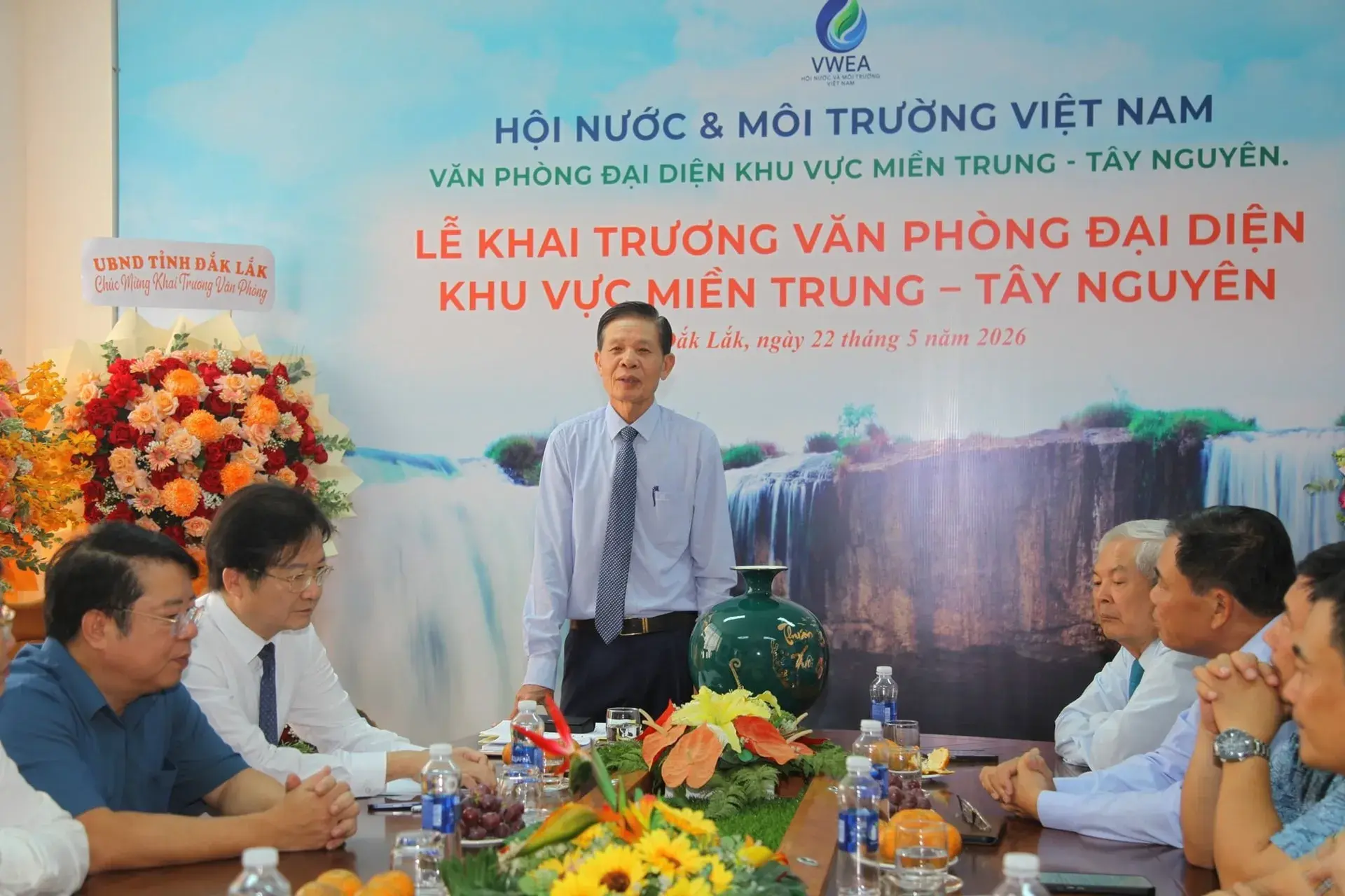 van-phong-dak-lak-17-.jpg