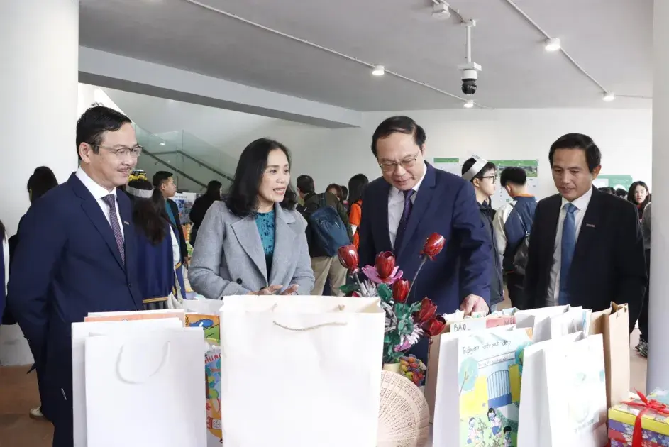 Những mô hình thiết thực, sáng tạo trong xây dựng môi trường học đường xanh