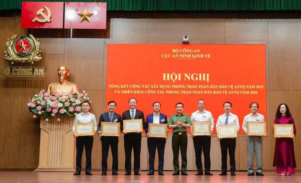 SeABank được Bộ Công an tặng Bằng khen về công tác bảo vệ an ninh Tổ quốc