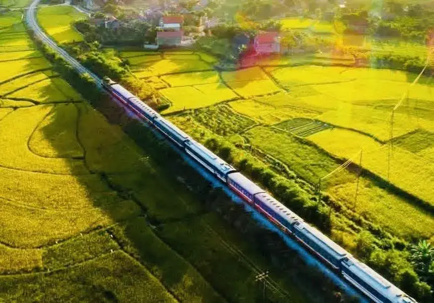 Tuyến tàu du lịch Cố đô Huế – Phong Nha mở ra không gian liên kết di sản miền Trung