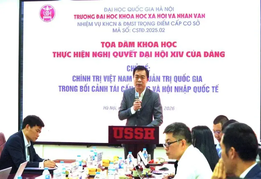 Tọa đàm khoa học về chính trị Việt Nam và quản trị quốc gia trong bối cảnh hội nhập quốc tế