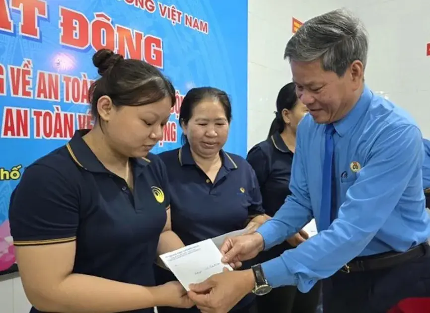 Ngành Nông nghiệp và Môi trường phát động Tháng Công nhân 2026: “Mọi người lao động đều phải an toàn trở về nhà”