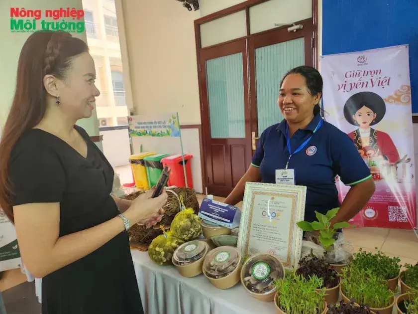 Giải bài toán cộng đồng bằng mô hình xanh bền vững