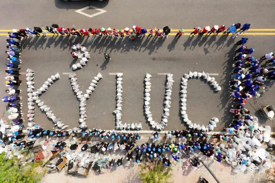 Earth Day Việt Nam 2026: Hành trình "nhuộm xanh" đất nước của 100.000 bạn trẻ