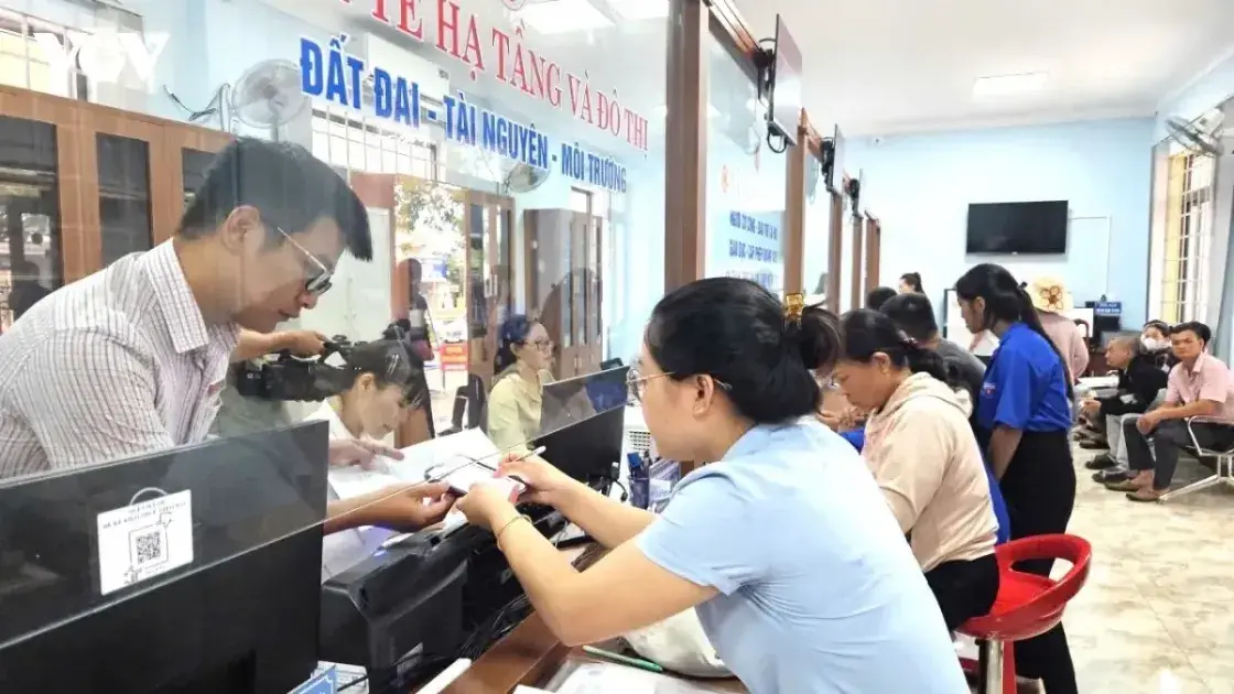 Kỳ 2: Tái cấu trúc thủ tục đất đai, để người dân không phải “mang giấy đi chứng minh dữ liệu”