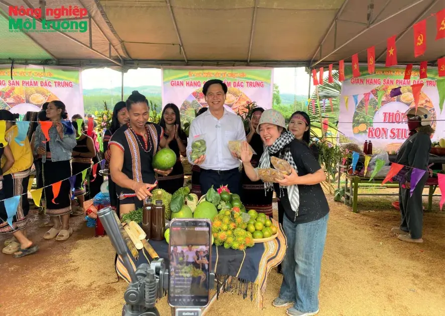 Thêm kênh tiêu thụ cho nông sản vùng cao