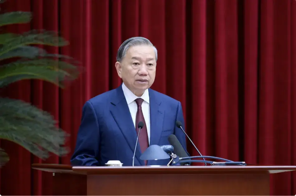 Thông báo Hội nghị lần thứ hai Ban Chấp hành Trung ương Đảng khóa XIV