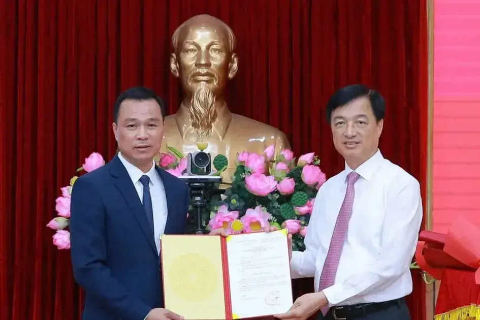 Thiếu tướng Tô Anh Dũng được bầu giữ chức Chủ tịch UBND tỉnh Thanh Hóa
