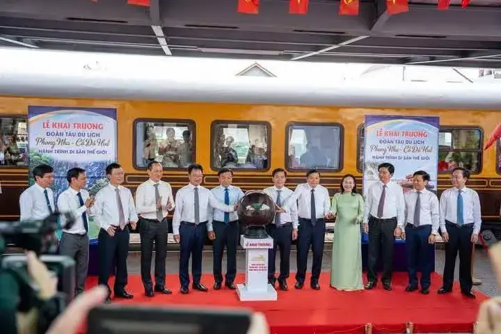 Hành trình kết nối di sản bằng đường sắt